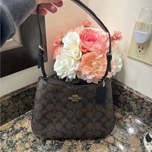 Make a offer Make a offer ￼Coach pPenelope Shoulder purse